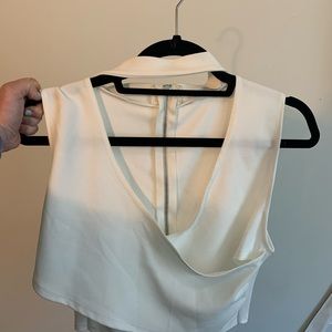 Miss guided white cropped top with zipper back